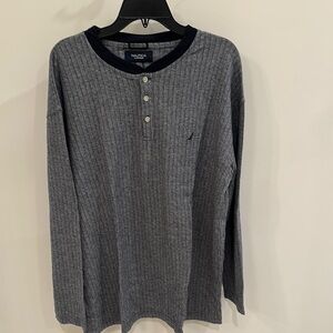 Nautica Men's Gray Long Sleeve Shirt